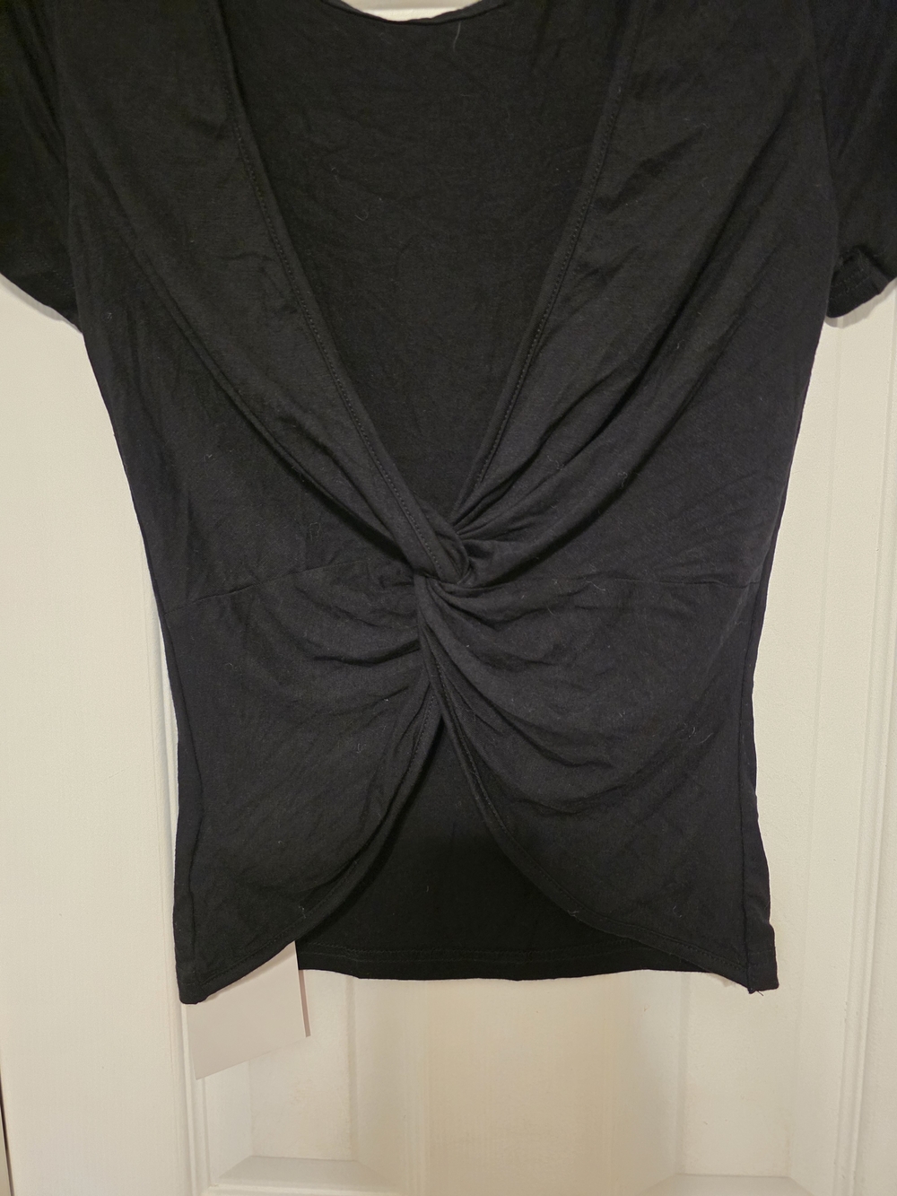 Women's Black Short-Sleeve Twist-Front Tee